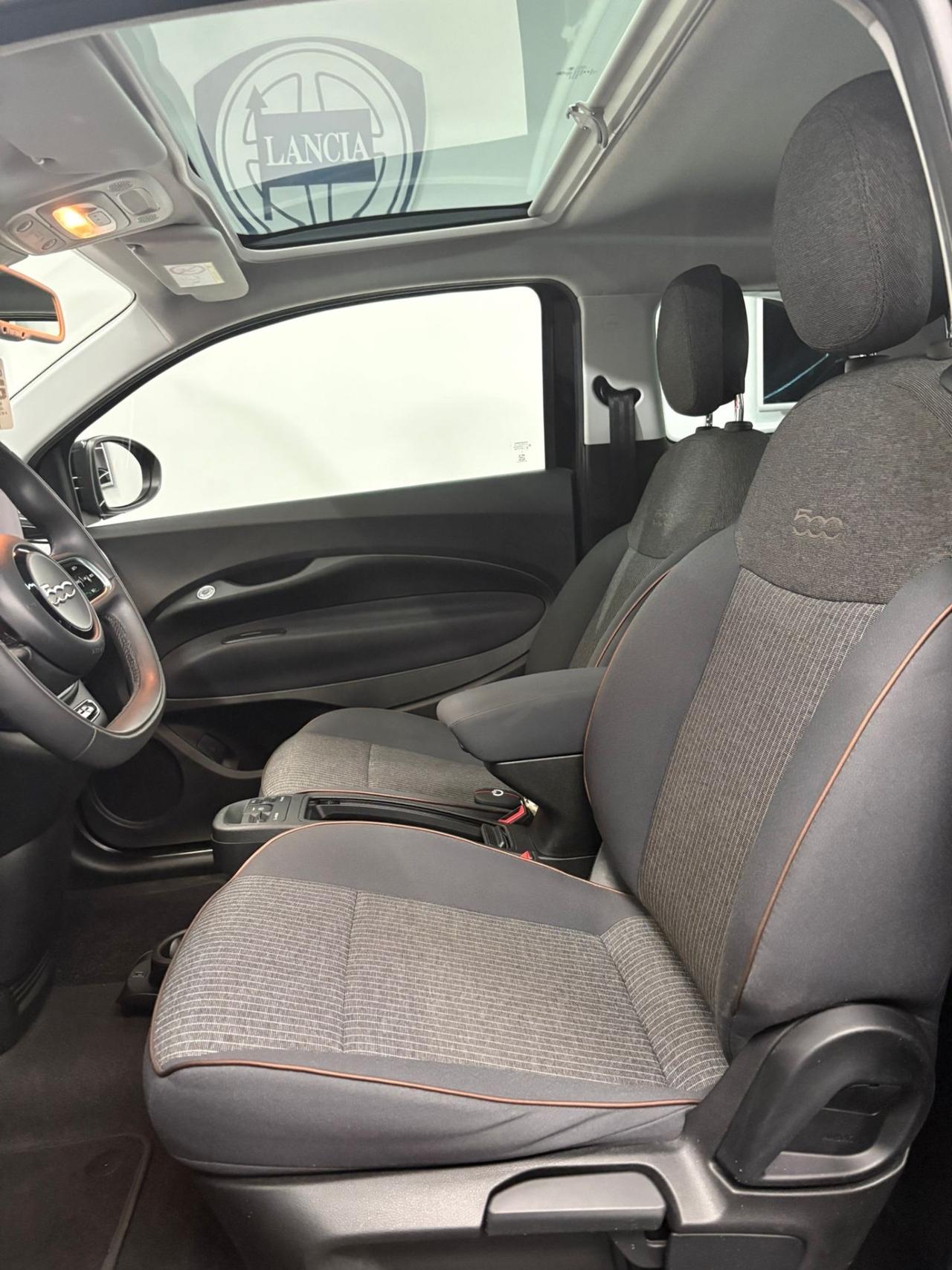 Fiat 500 500e Berlina 42 kWh La Prima