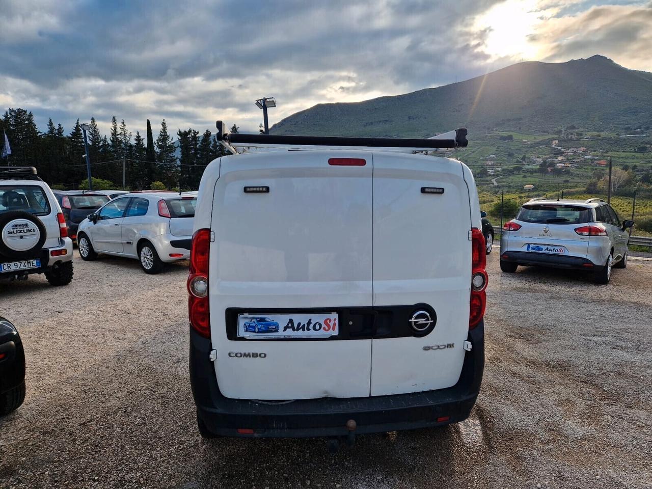 Opel Combo 1.3 CDTi 90CV PL-TN Blitz N1