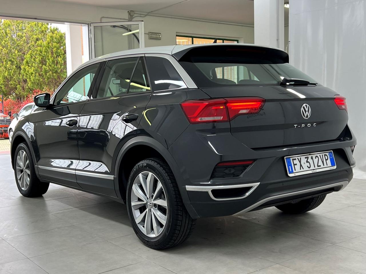 VOLKSWAGEN T-Roc 2017