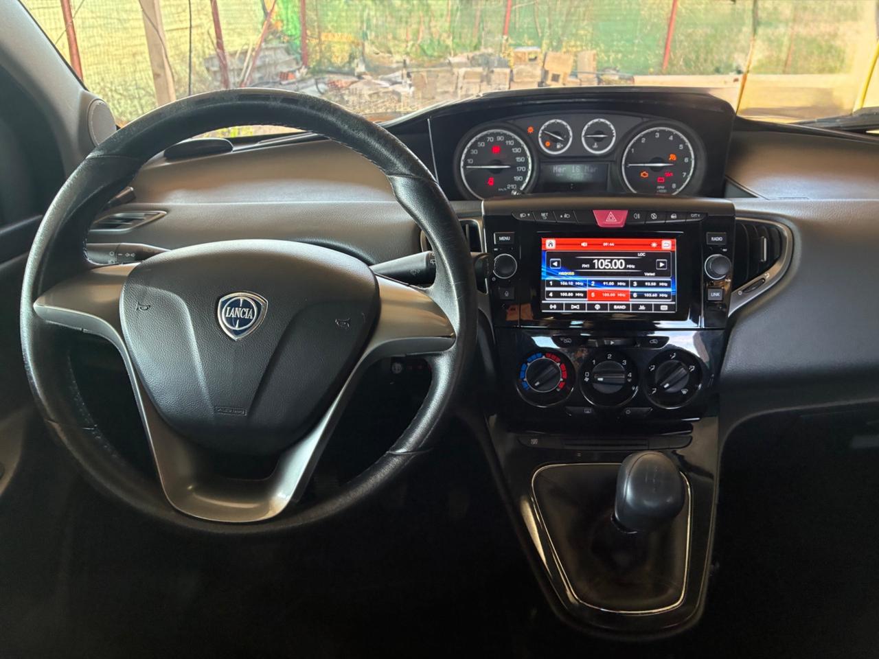 Lancia Ypsilon 1.2 69 CV Platinum