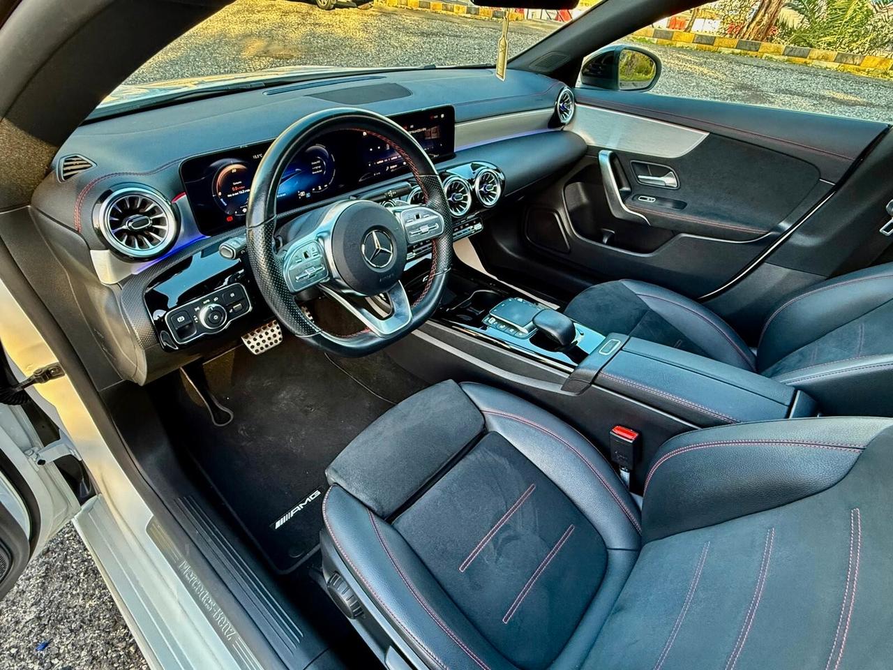 MERCEDES- BENZ CLA 180 D AUTOMATIC AMG LINE PREMIUM