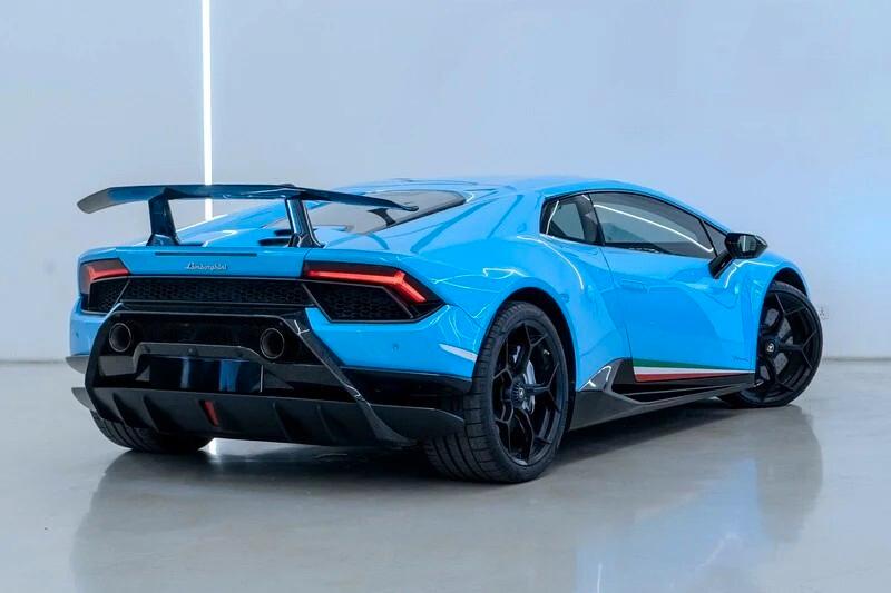 Lamborghini Huracàn Performante 5.2 V10 NOLEGGIO LUNGO TERMINE - LEASING FULL INCLUSIVE