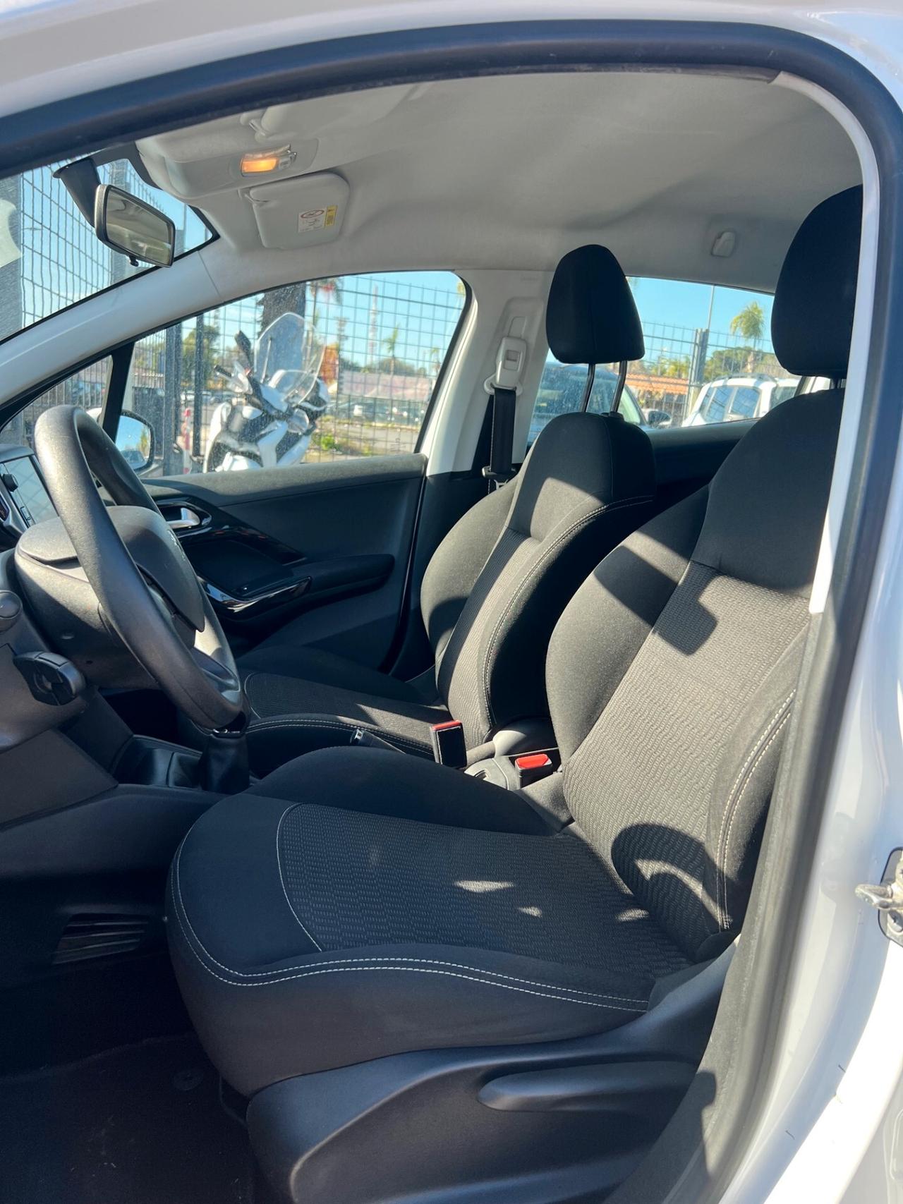 Peugeot 208 PureTech 82 5 porte Active