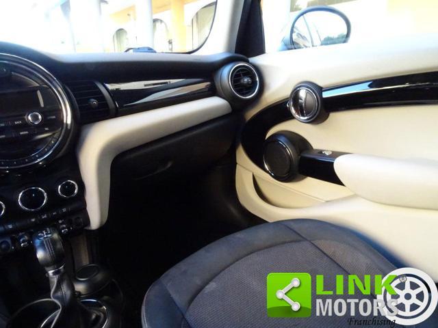 MINI Cooper D 5 PORTE 115 CV