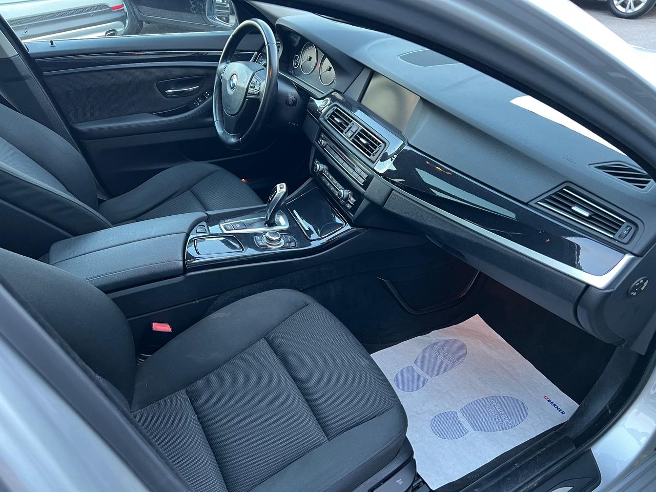 Bmw 520 520d Touring Futura automatica tetto panoramico