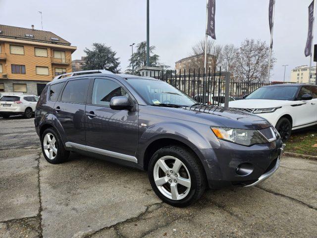 MITSUBISHI Outlander 2.0 DI-D Instyle 7 p.ti DPF