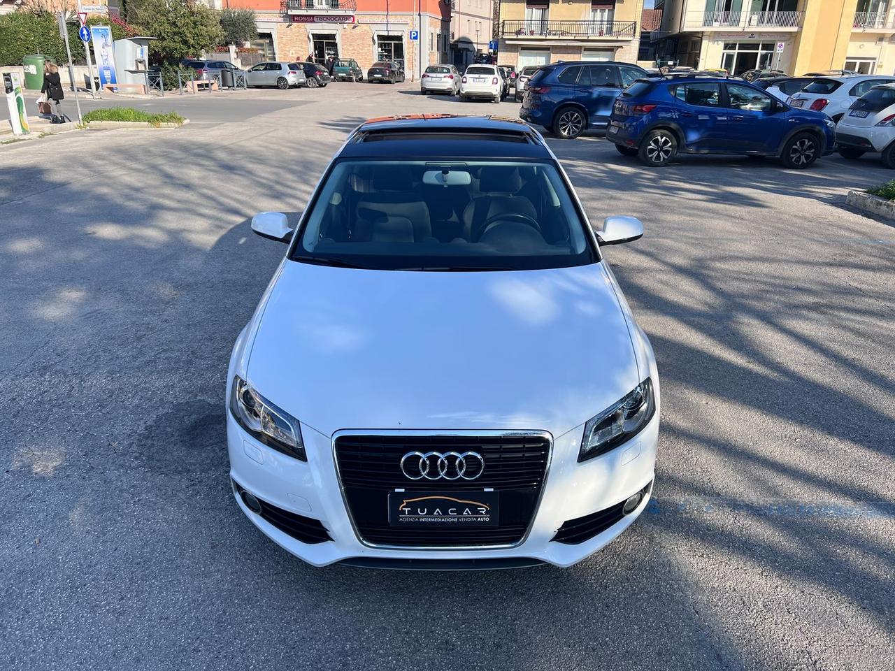 Audi A3 1.6 TDI DPF Ambition #10078