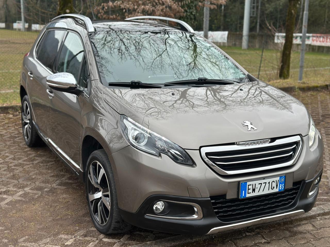 Peugeot 2008 1.6 VTi 120CV Allure