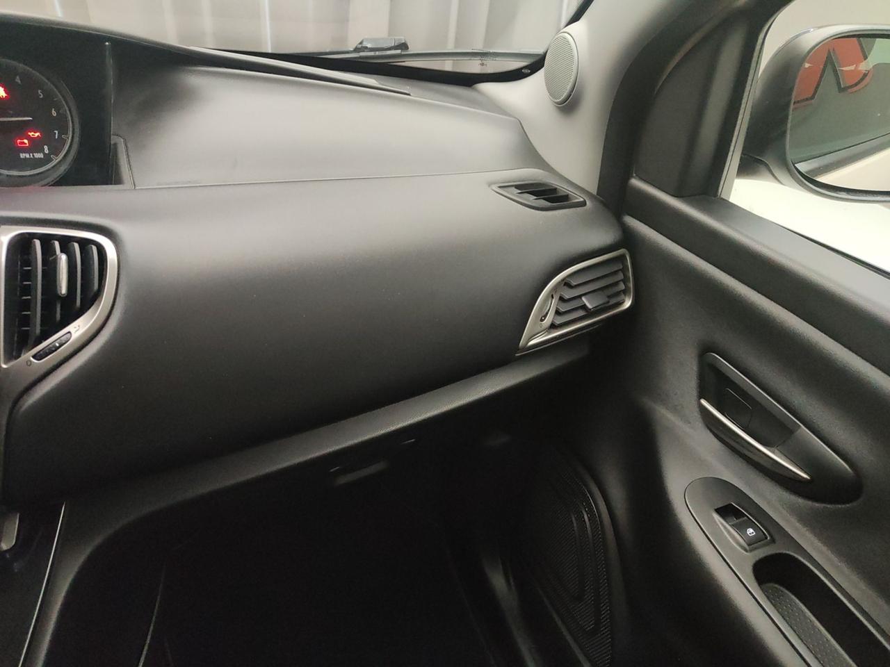 LANCIA Ypsilon III 2015 900 TWINAIR 70CV ECOCHIC GOLD METANO