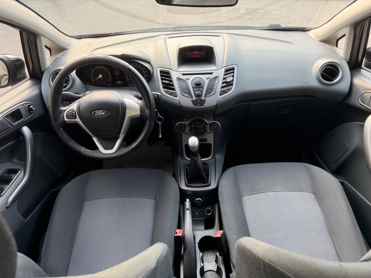 Ford Fiesta 1.4 5 porte Bz.- GPL Titanium