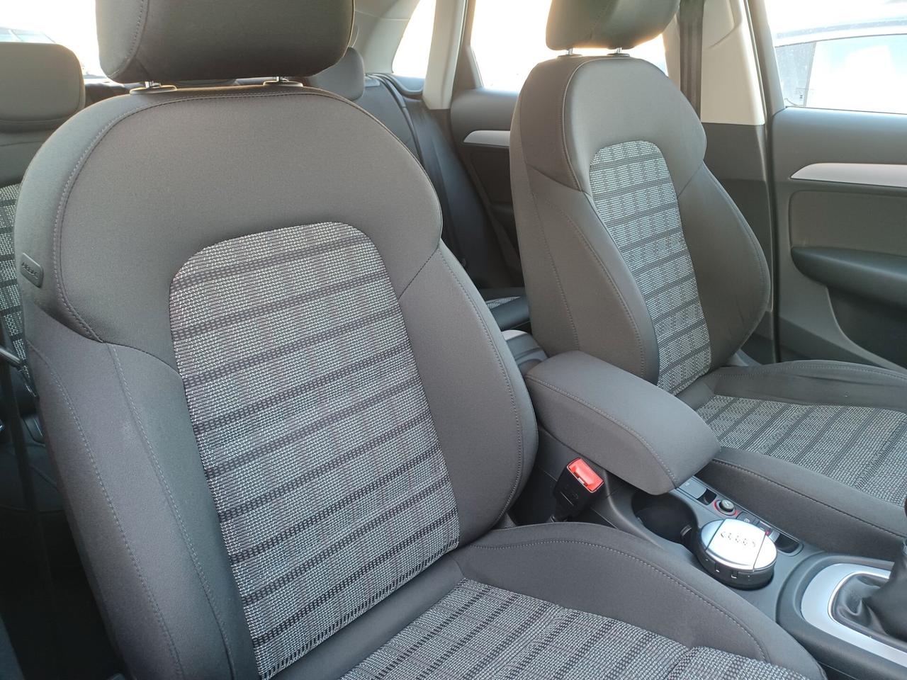 Audi Q3 2.0 TDI 120 CV Design UNICO PROPRIETARIO