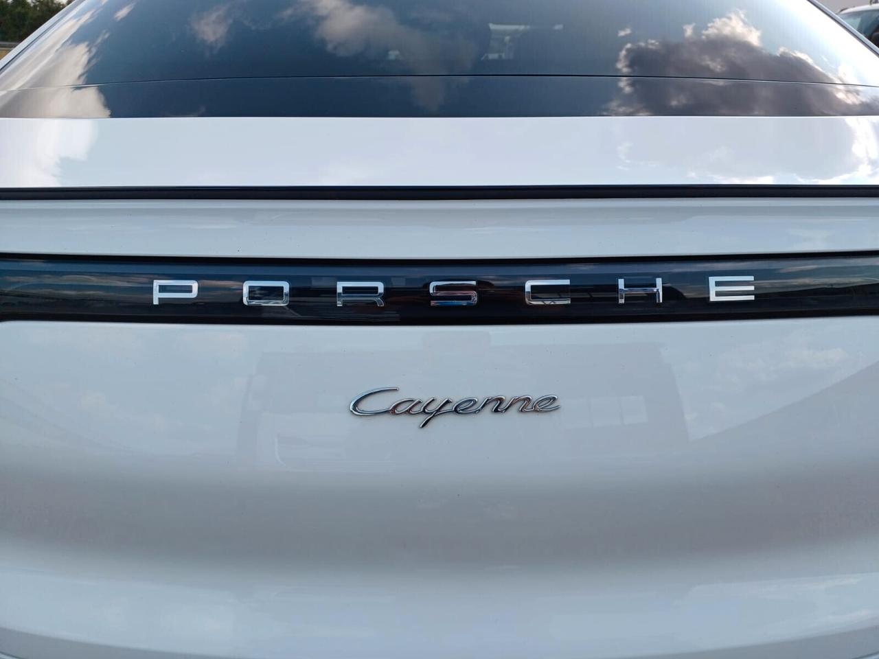 Porsche Cayenne 3.0 V6