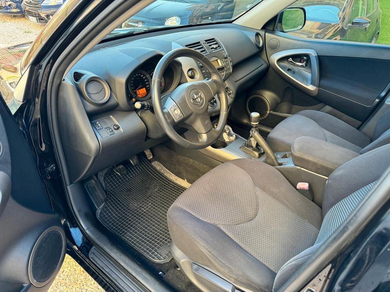 Toyota RAV 4 RAV4 2.2 D-4D 136 CV