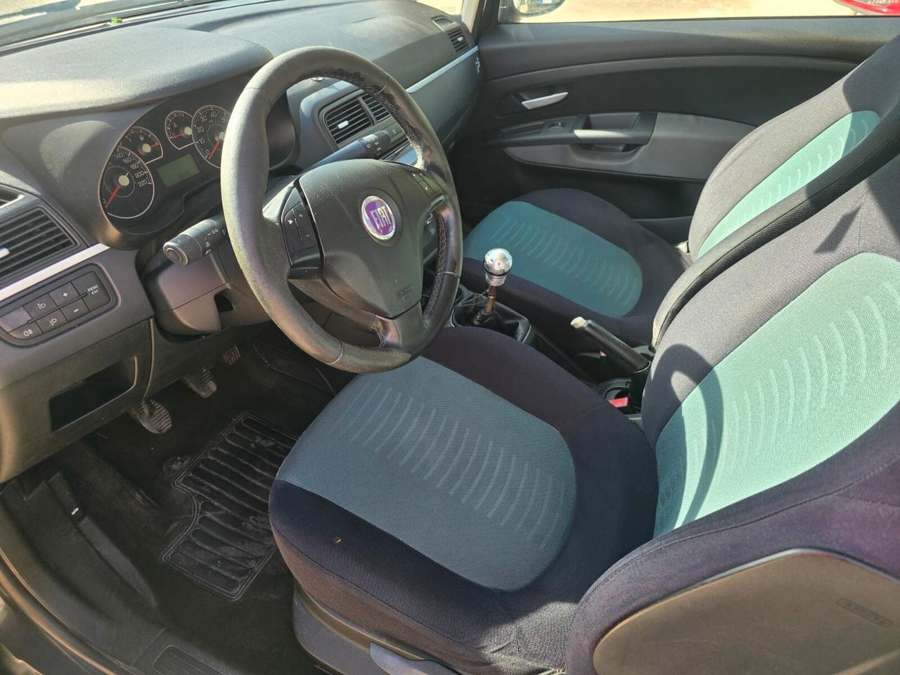 Fiat Grande Punto 1.3 MJT 75 CV 3 porte Active