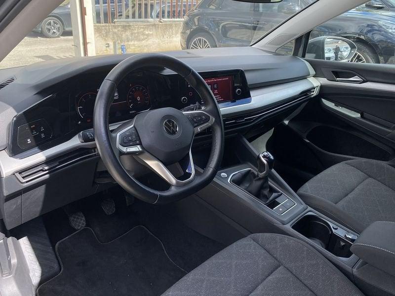 Volkswagen Golf 8 Life 2.0 TDI 116CV