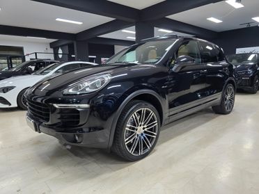 Porsche Cayenne 3.0 Diesel Platinum Edition (Extra Full)