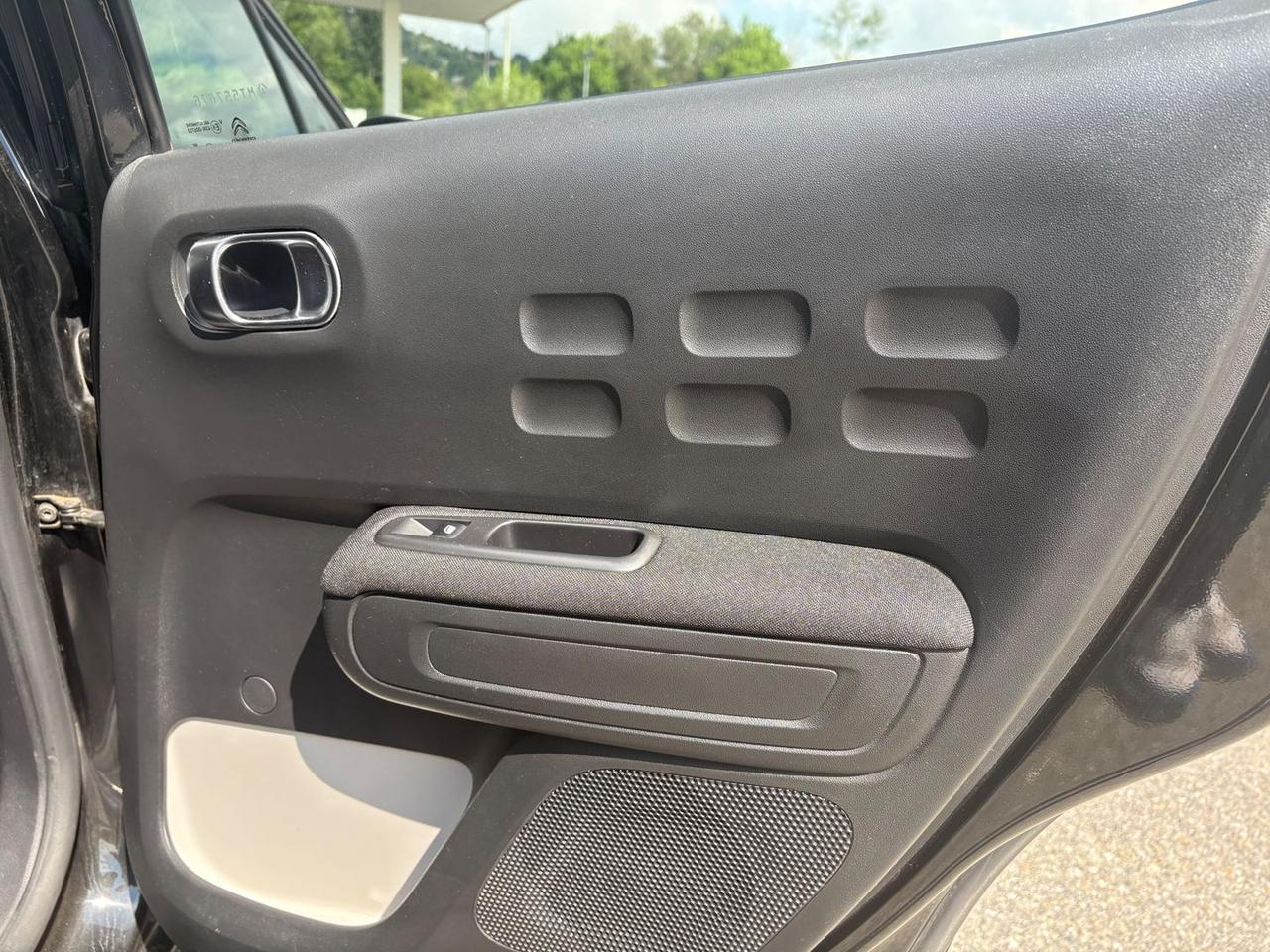 Citroen C3 Shine 1.2 PureTech 82