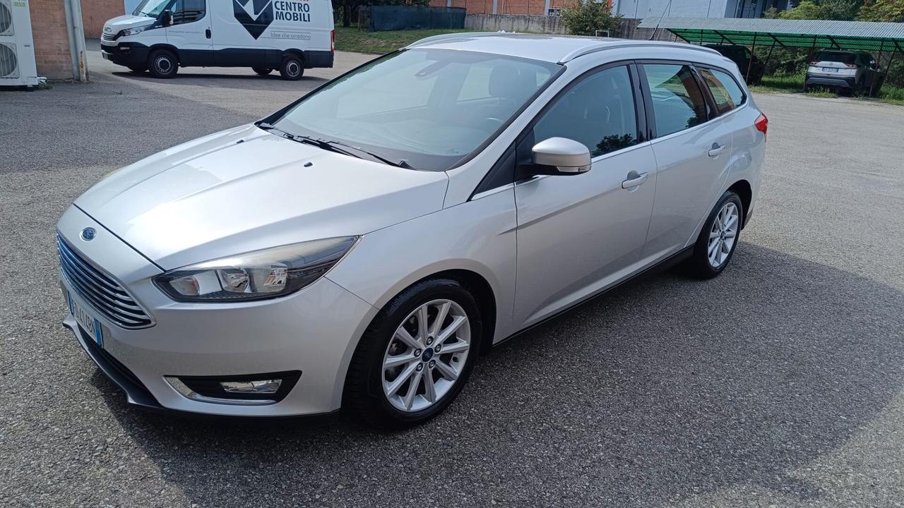 Ford Focus 1.5 TDCi 120 CV Start&Stop Powershift Titanium