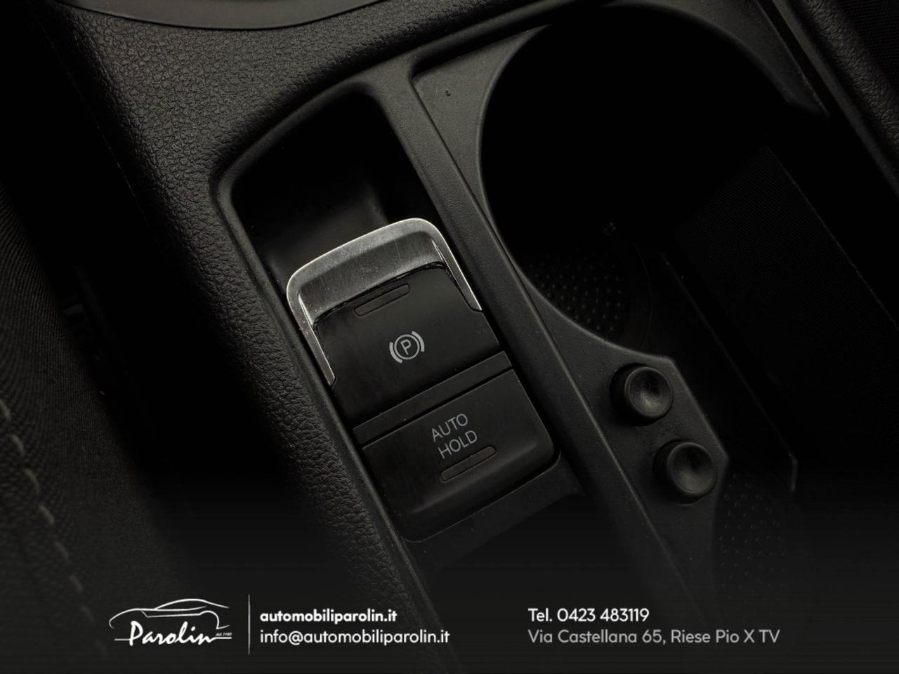 Volkswagen Touran 1.6 tdi Comfortline DSG 7 posti-ACC-Navi-Park