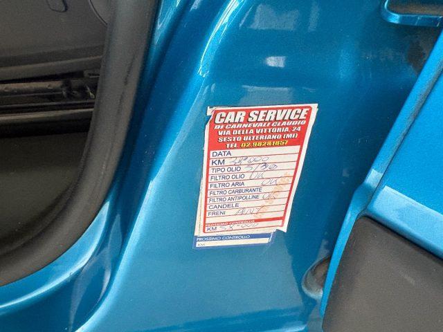 RENAULT Twingo SCe Lovely POCHI CHILOMETRI NAVIGATORE