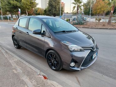 Toyota Yaris 1.4 Diesel ACTIVE 2015!!
