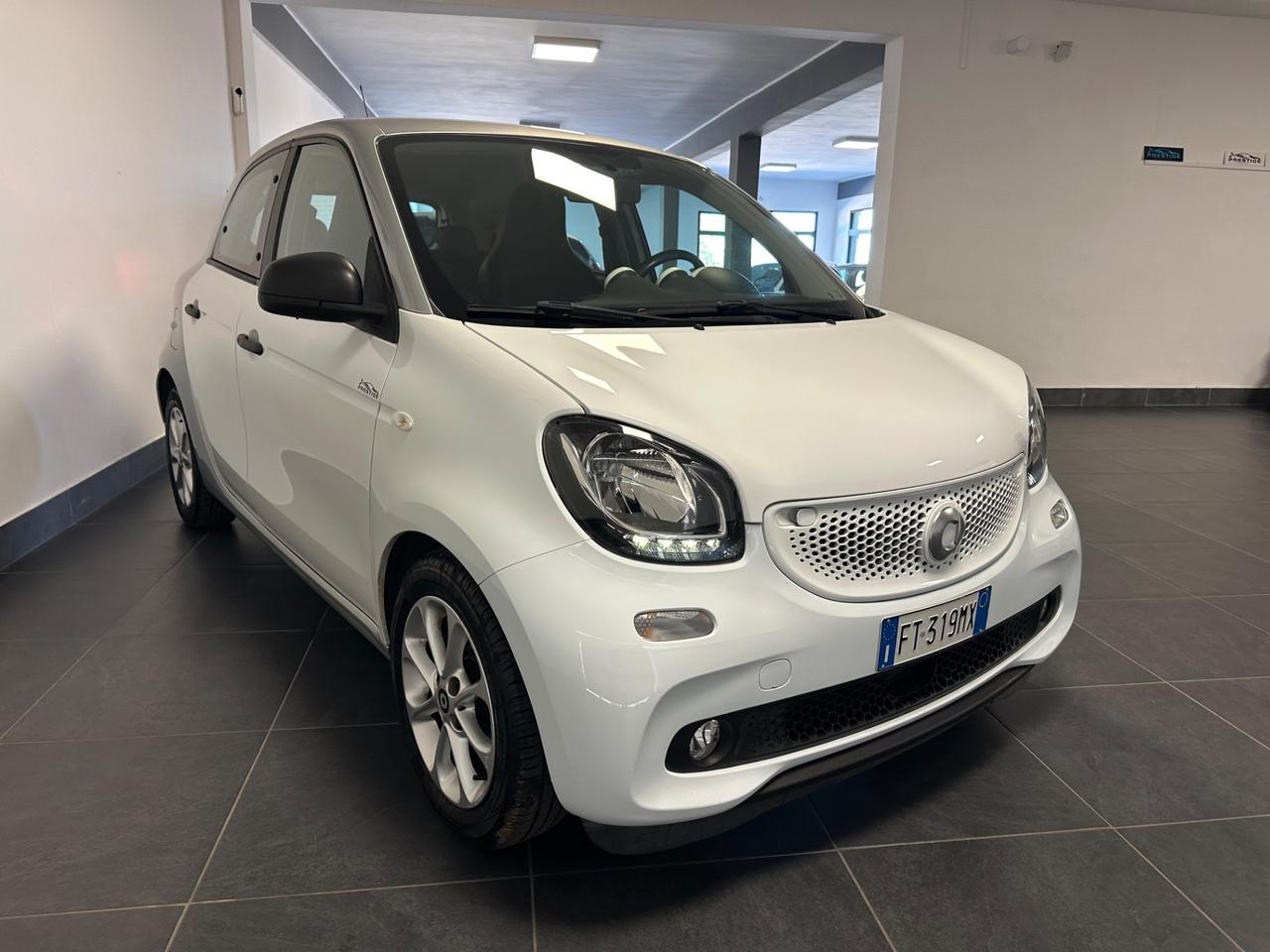 SMART FORFOUR 1.0 AUTOMATICA 71CV PRONTA CONSEGNA