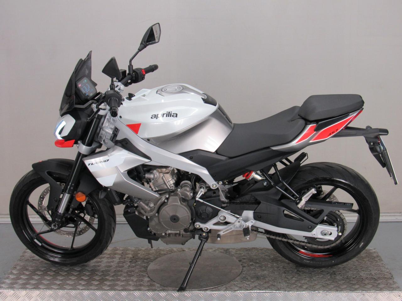 Aprilia Tuono 457 ABS 35 KW PATENTE A2