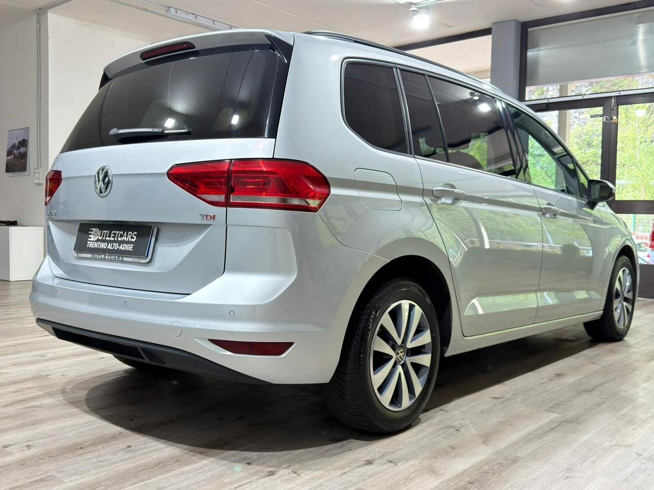 VOLKSWAGEN TOURAN 1.6TDI 115CV DSG 7POSTI