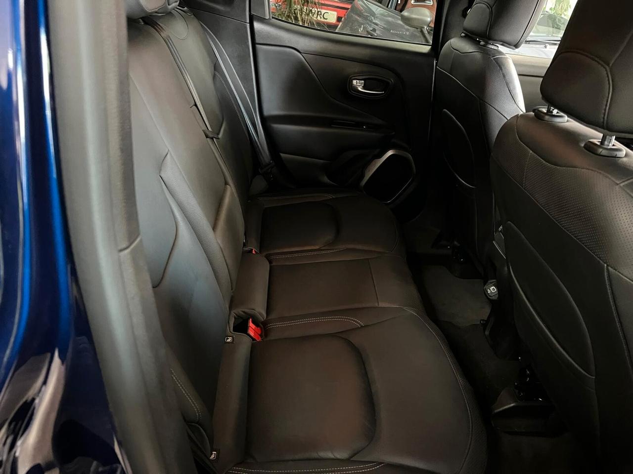 Jeep Renegade 1.3 T4 DDCT S