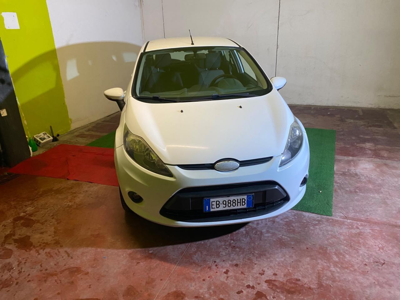 Ford Fiesta 1.4 5 porte Bz.- GPL Titanium