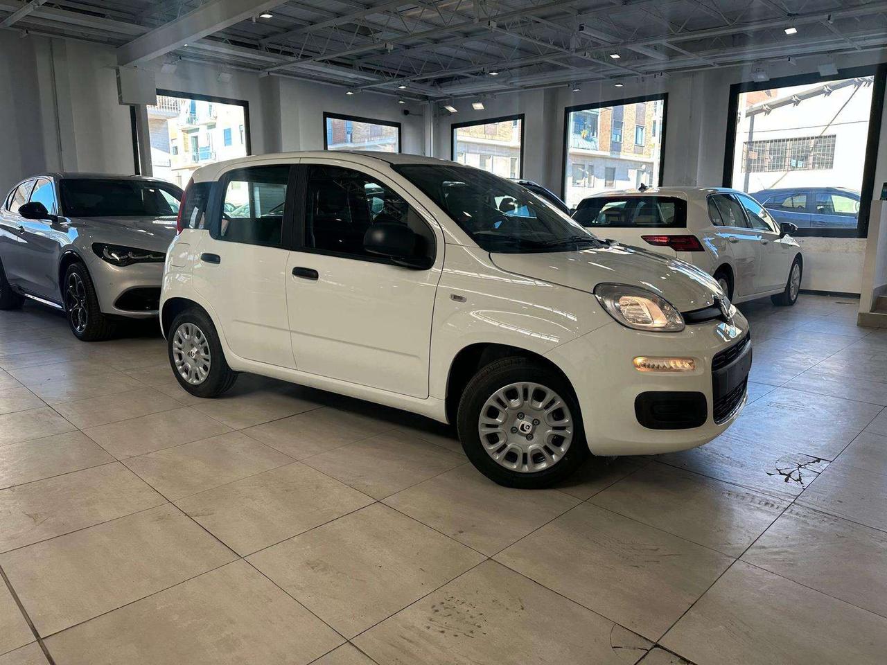 Fiat Panda Panda III 2026 Panda 1.0 firefly hybrid Icon km 0
