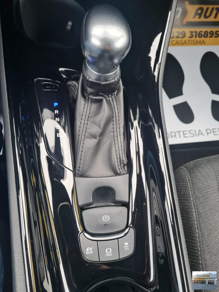 TOYOTA C-HR 1.8 Hybrid-Neopatentati