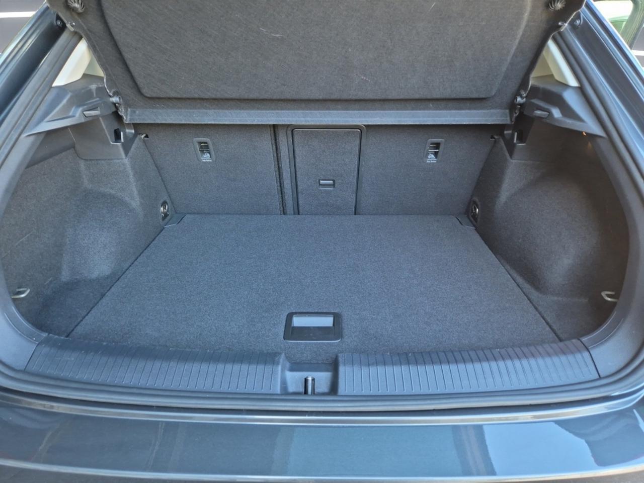 Volkswagen T-Roc 1.0 tsi life 110cv