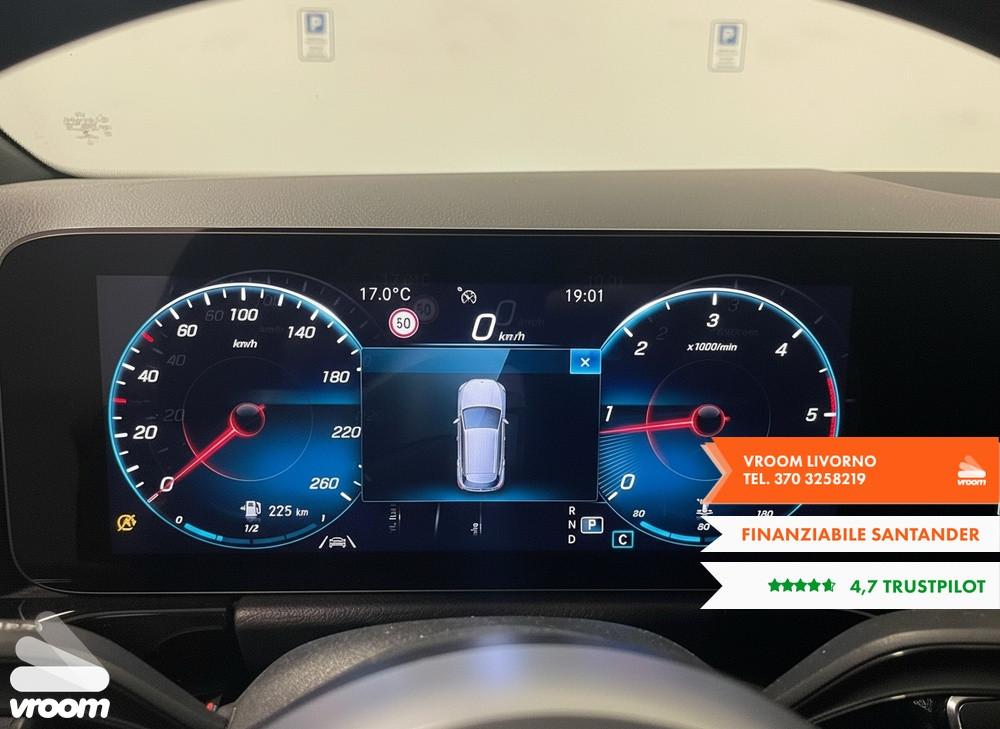 MERCEDES GLA (H247) GLA 200 d Automati...