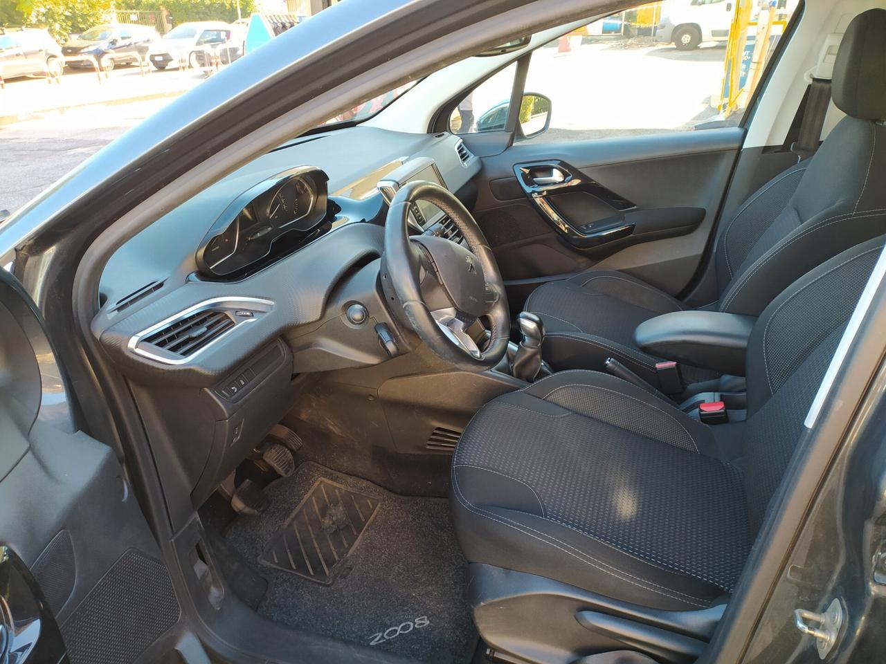 Peugeot 208 BlueHDi 100 5 porte Allure