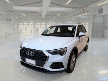 AUDI Q3 45 TFSI e S tronic Business