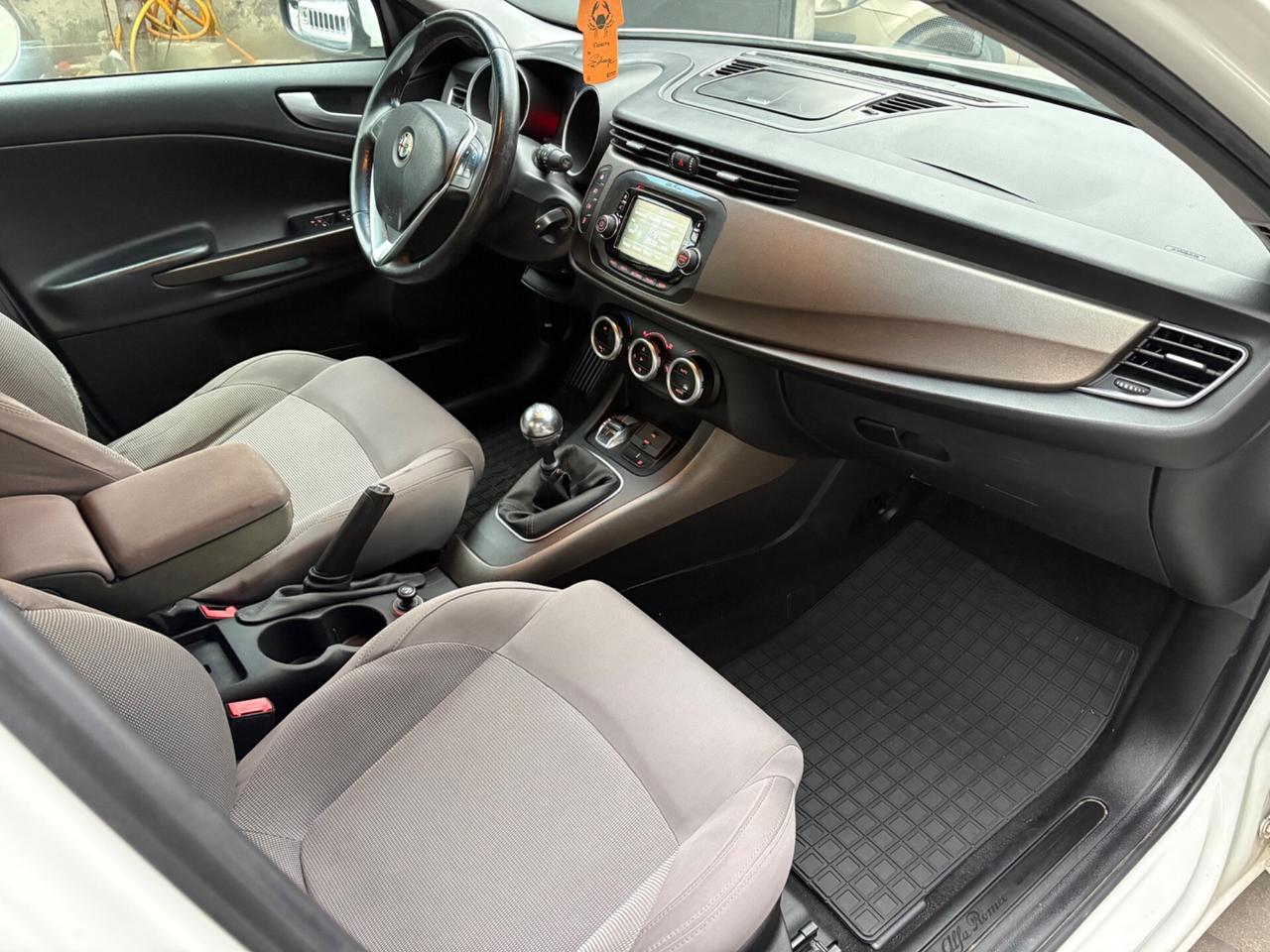 Alfa Romeo Giulietta 1.6 MJT 105cv splendente