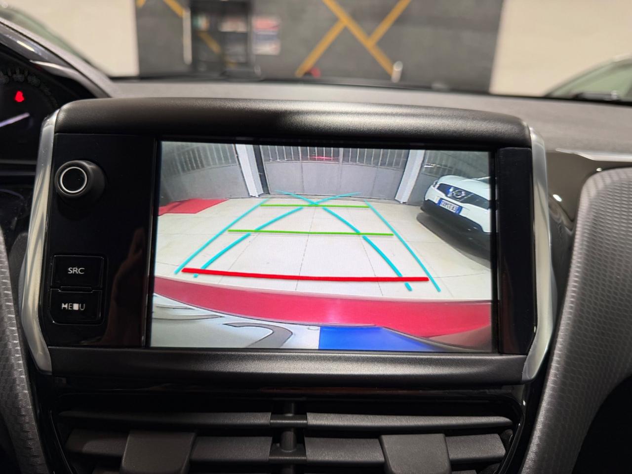 Peugeot 208 PureTech 82 5p. GPL Allure