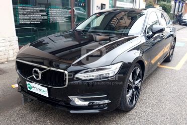 VOLVO V90 D4 Momentum