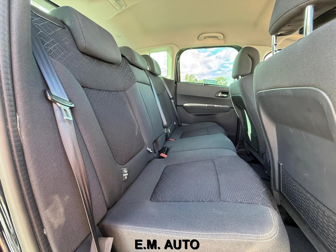 Peugeot 5008 1.6 HDi 115CV Business