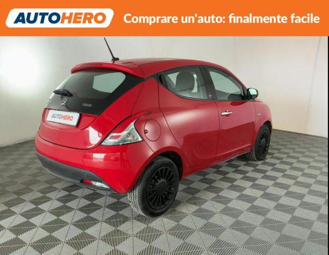 LANCIA Ypsilon 1.0 FireFly 5 porte S&S Hybrid Ecochic Silver