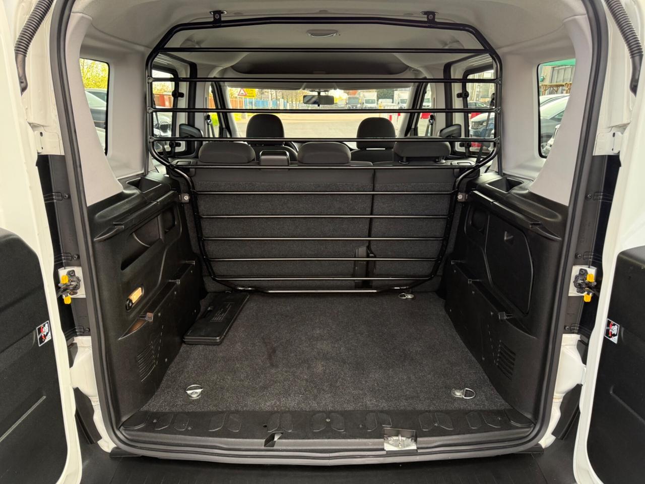 Fiat Doblo 1.6 MJT 90CV S&S PC Combi N1 Lounge