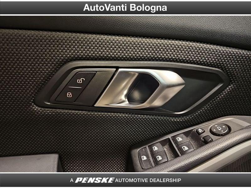 BMW Serie 3 320d 48V xDrive Touring Business Advantage