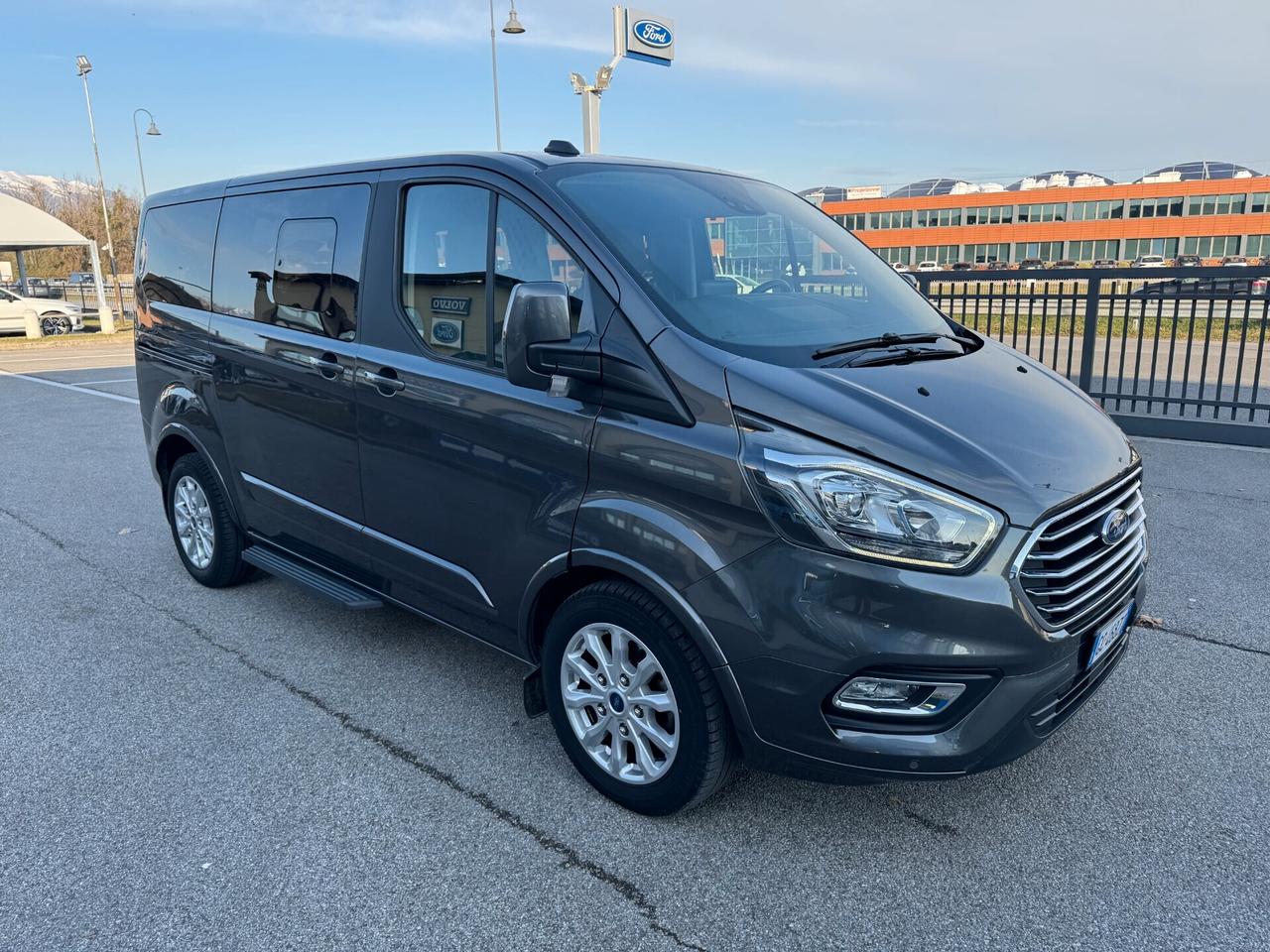 Ford Tourneo Custom Tit. 2.0 EcoB.-Hybrid 130CV 8p