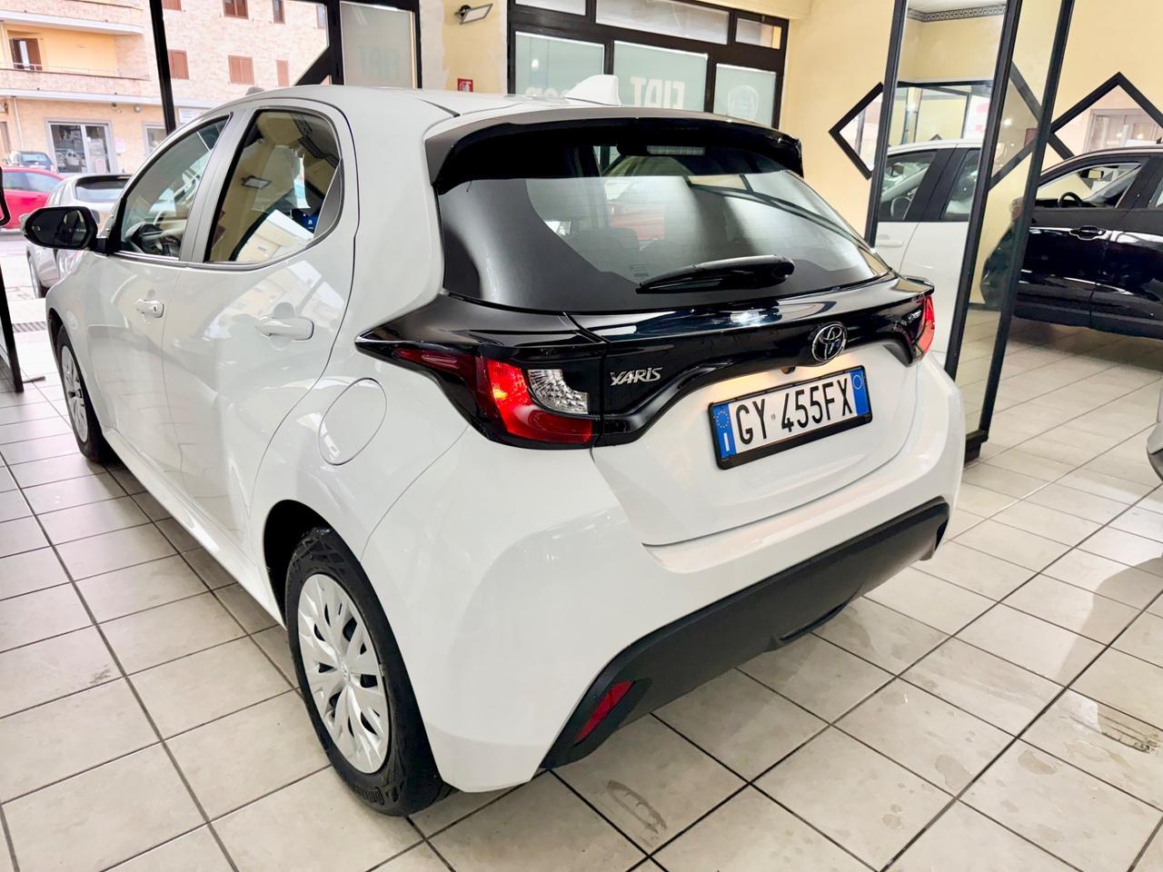 Toyota Yaris 1.5 Hybrid 5 porte Active