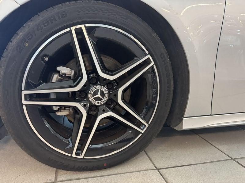 Mercedes-Benz Classe A A 180 d Automatic AMG Line Premium