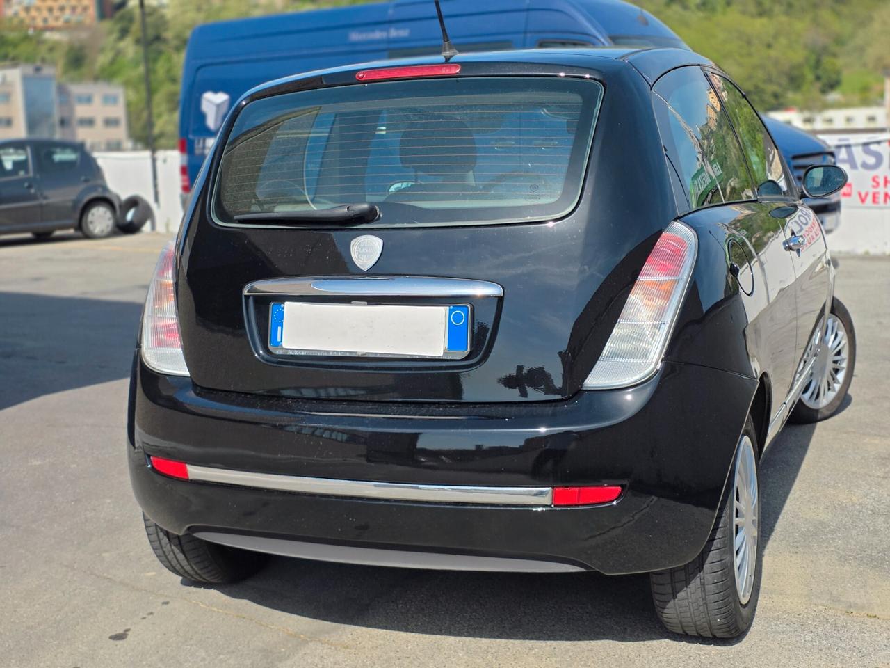 Lancia Ypsilon 1.3 MJT 90 CV Platino