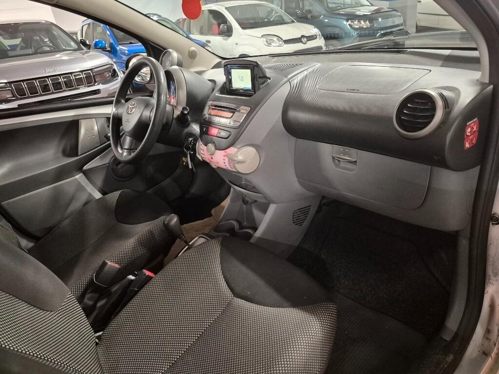 Toyota Aygo 1.0 12V VVT-i 5 porte Now Connect