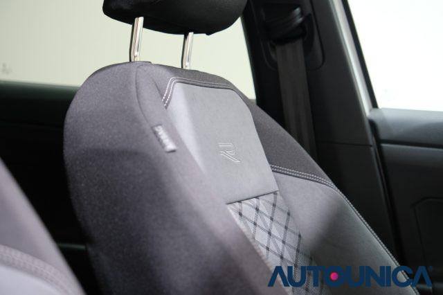 VOLKSWAGEN Taigo 1.0 TSI 110 CV DSG R-LINE FULL LED TETTO PANORAMA