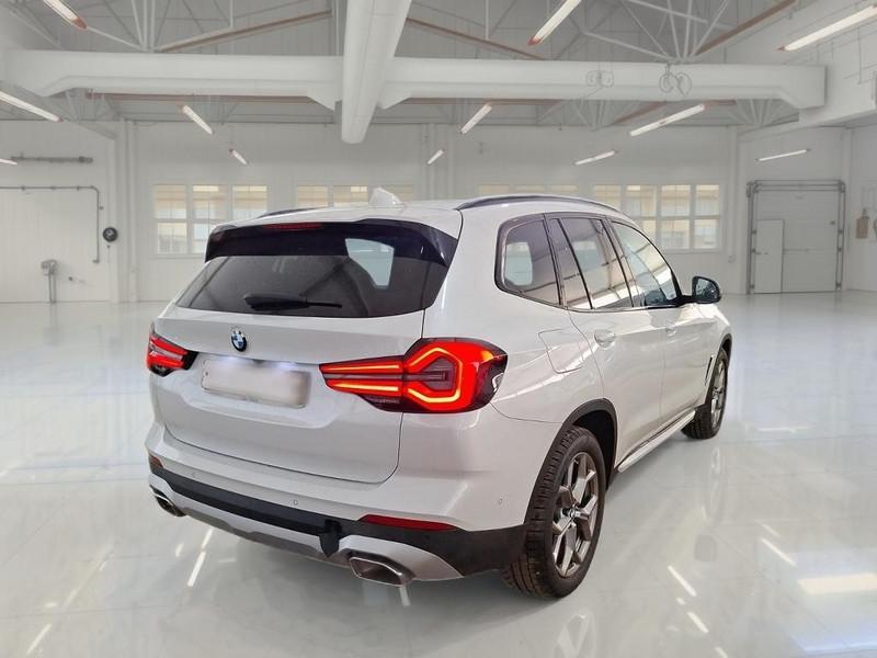 BMW X3 SDRIVE 18D MH48V AUTO SUV